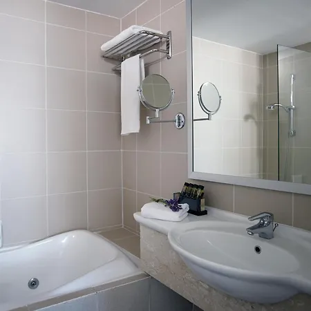 فندق Atlantica Sea Breeze, Adults Only 4*