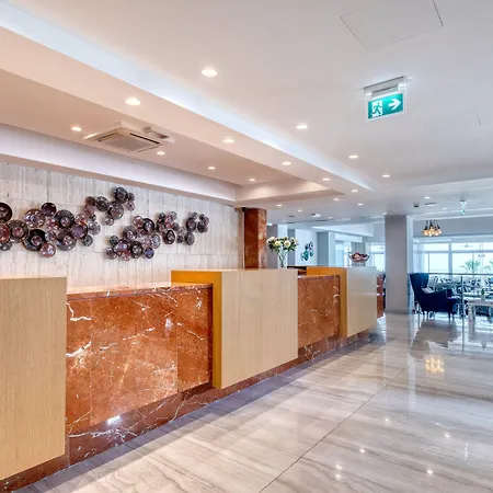 Atlantica Sea Breeze, Adults Only Πρωταράς