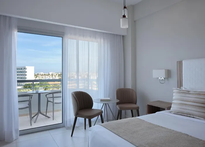 Atlantica Sea Breeze, Adults Only Hotell Protaras