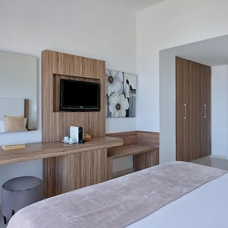 Atlantica Sea Breeze, Adults Only